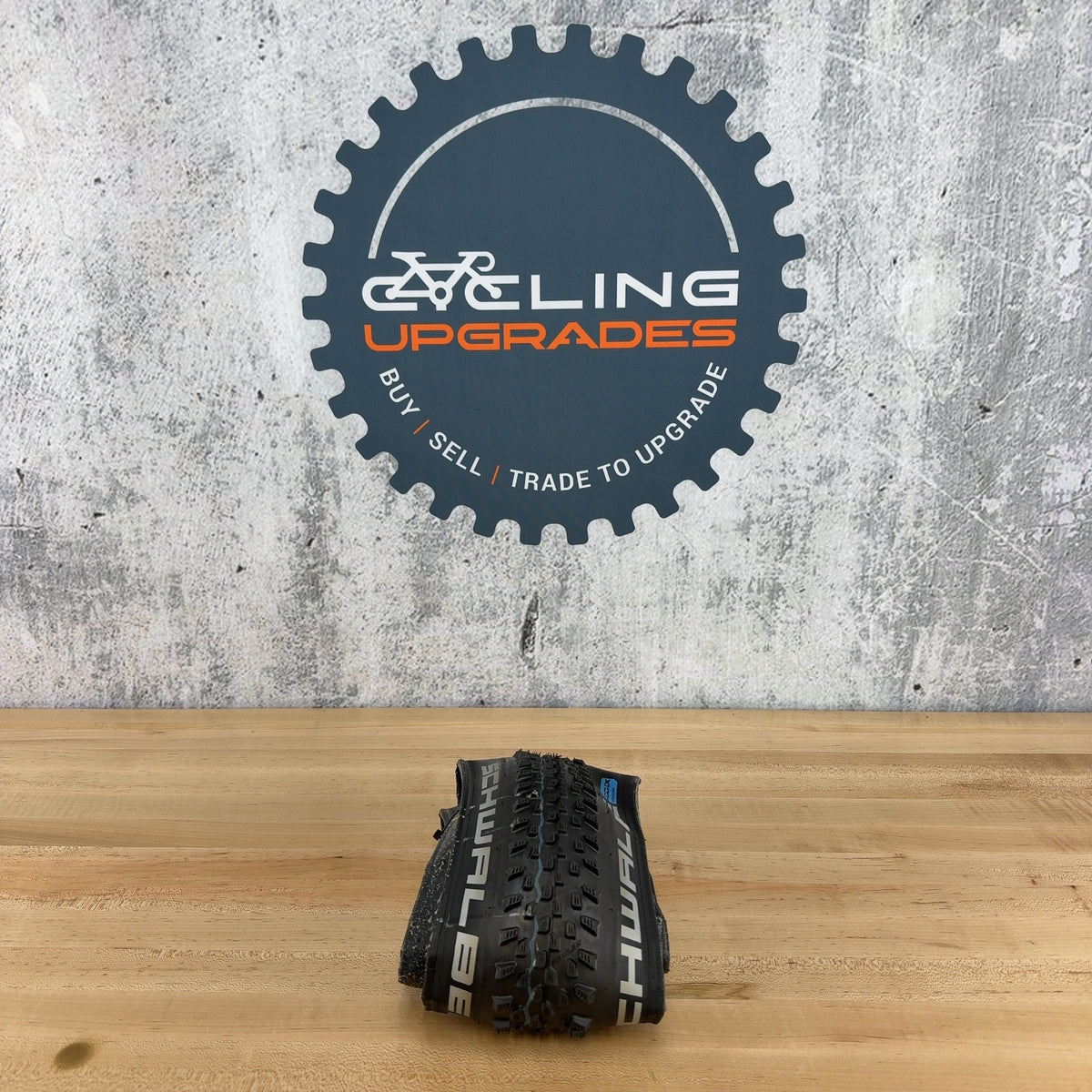New Take Off! Single Schwalbe Racing Ray 29" x 2.35" MTB Tubeless Tire — photo 2 of 3