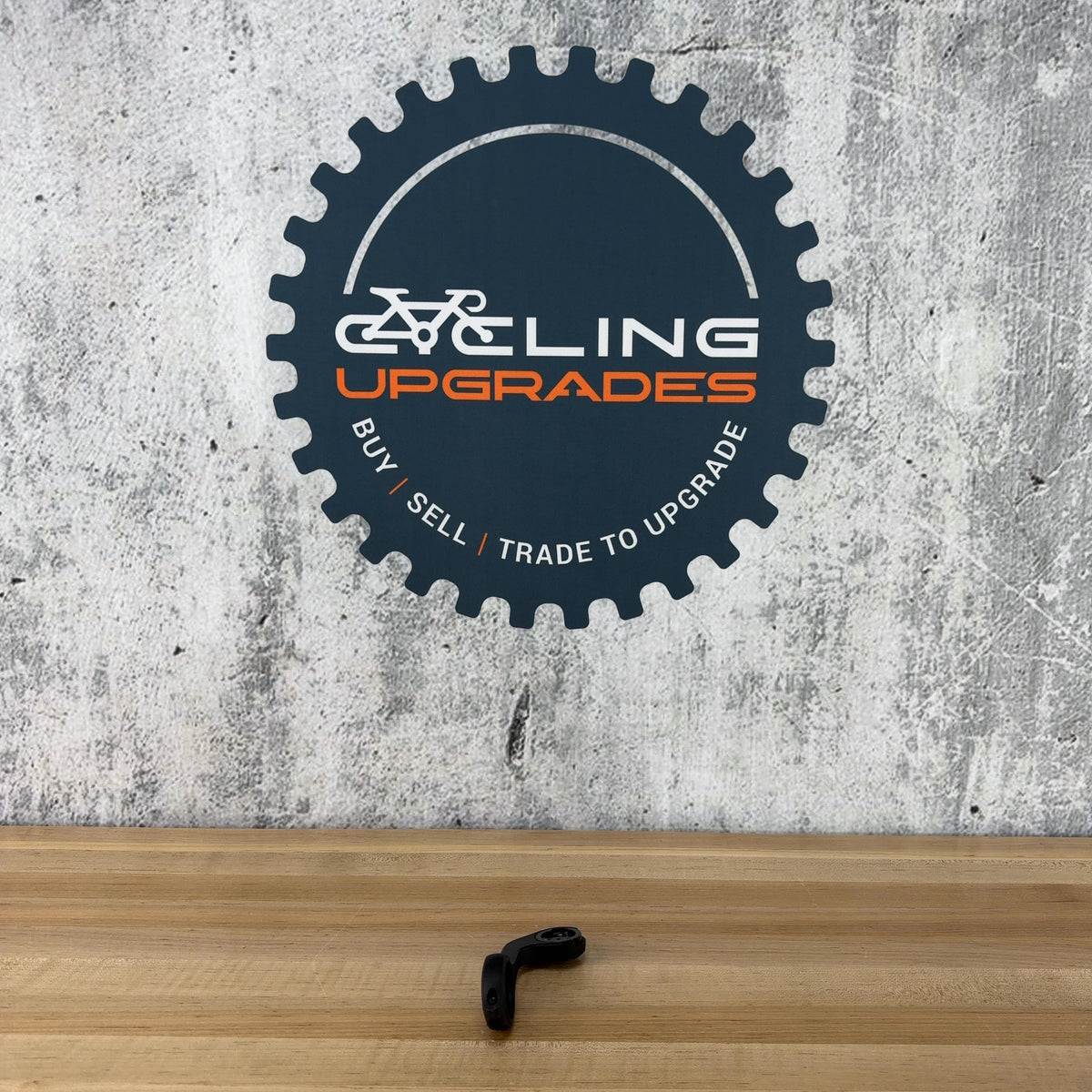Garmin Extended Out Front Mount For 35mm Clamp Composite Computer Mount