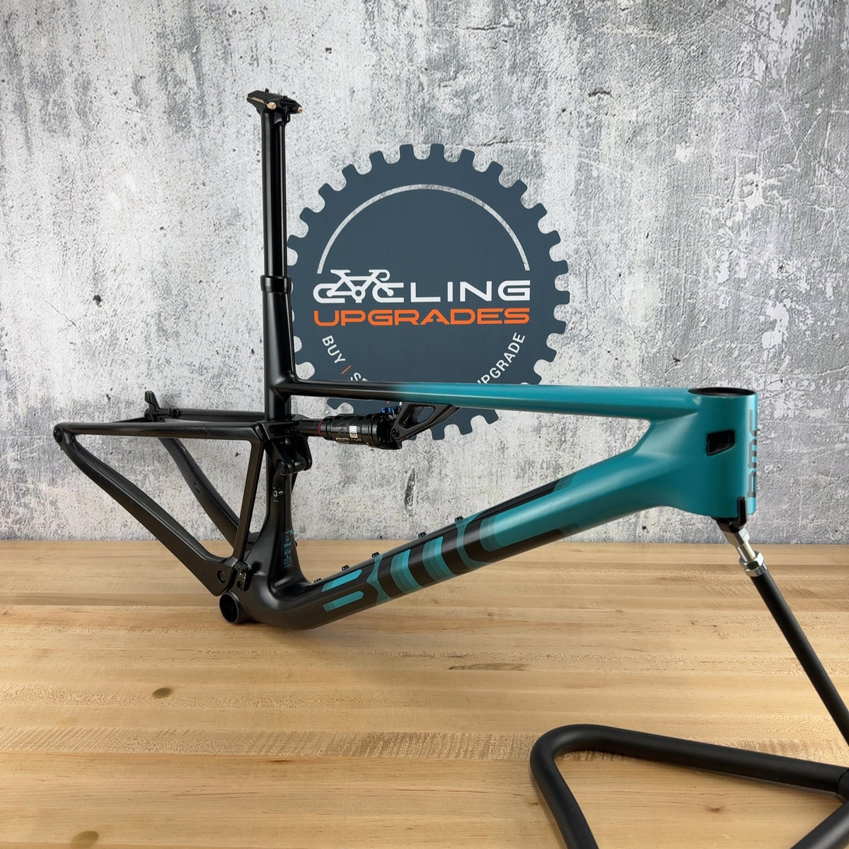 BMC 2023 Fourstroke 01 Large MTB UDH Carbon Frameset — photo 3 of 24