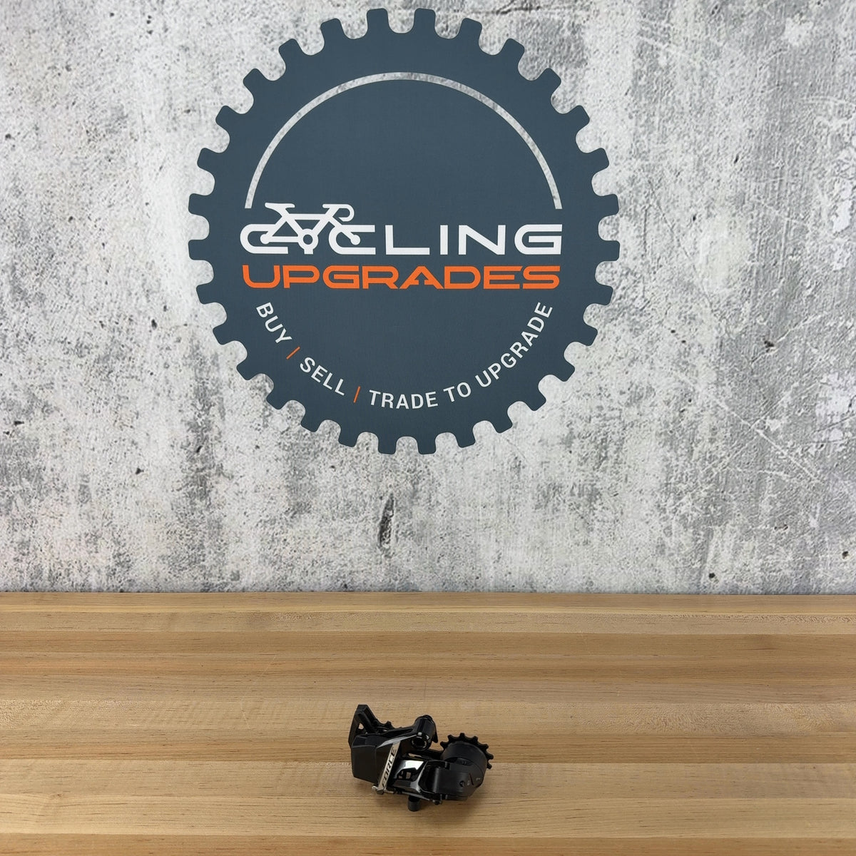 Low Mile! SRAM Force AXS E1 Wireless 12-Speed Rear Derailleur 309g With Battery — photo 2 of 5