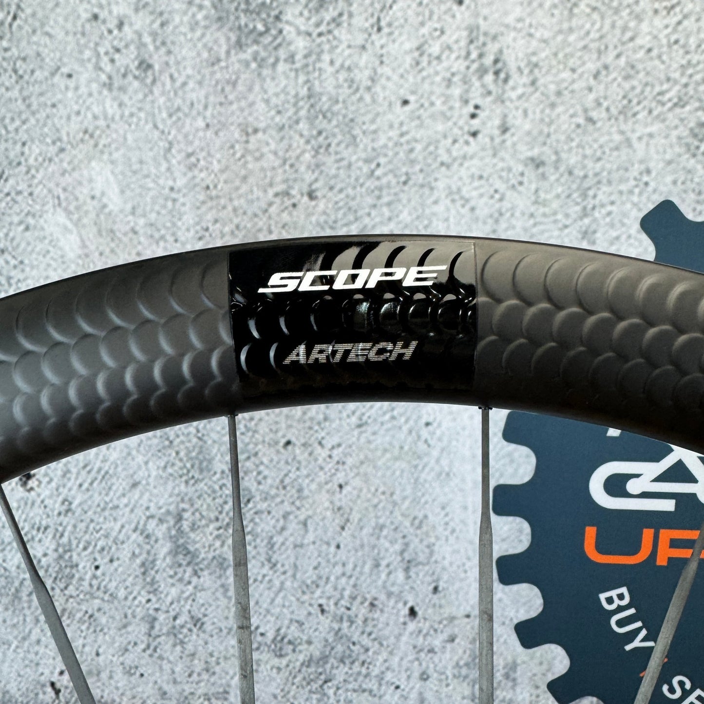 Light Use! 2025 Scope Artech 4.G 700c Carbon Wheelset