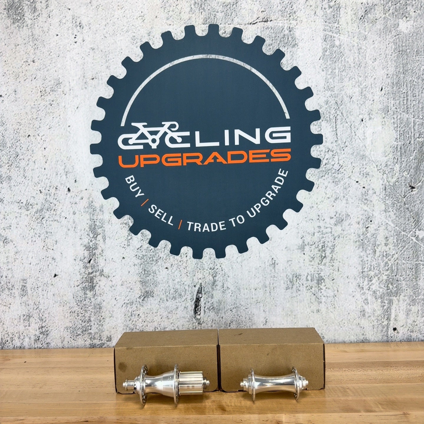 Light Use! Chris King R45 32 Hole Silver Quick Release Rim Brake Hubset 326g