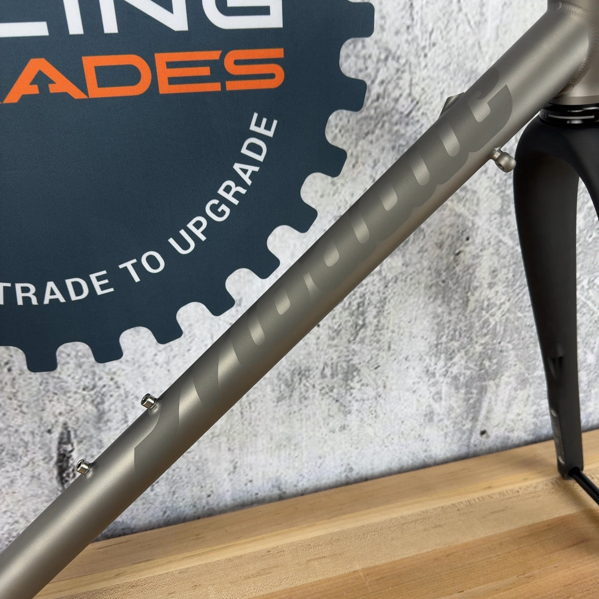 New! 2026 Mosaic GT-2 45 56cm Titanium Gravel Bike Frameset Enve Cane Creek 700c