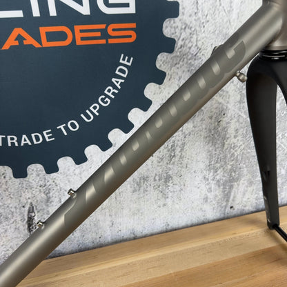 New! 2026 Mosaic GT-2 45 56cm Titanium Gravel Bike Frameset Enve Cane Creek 700c
