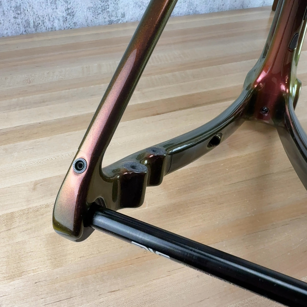 Low Mile! 2025 Enve Melee V1 54cm Poison Apple Disc Brake Carbon Frameset 2070g — photo 7 of 15