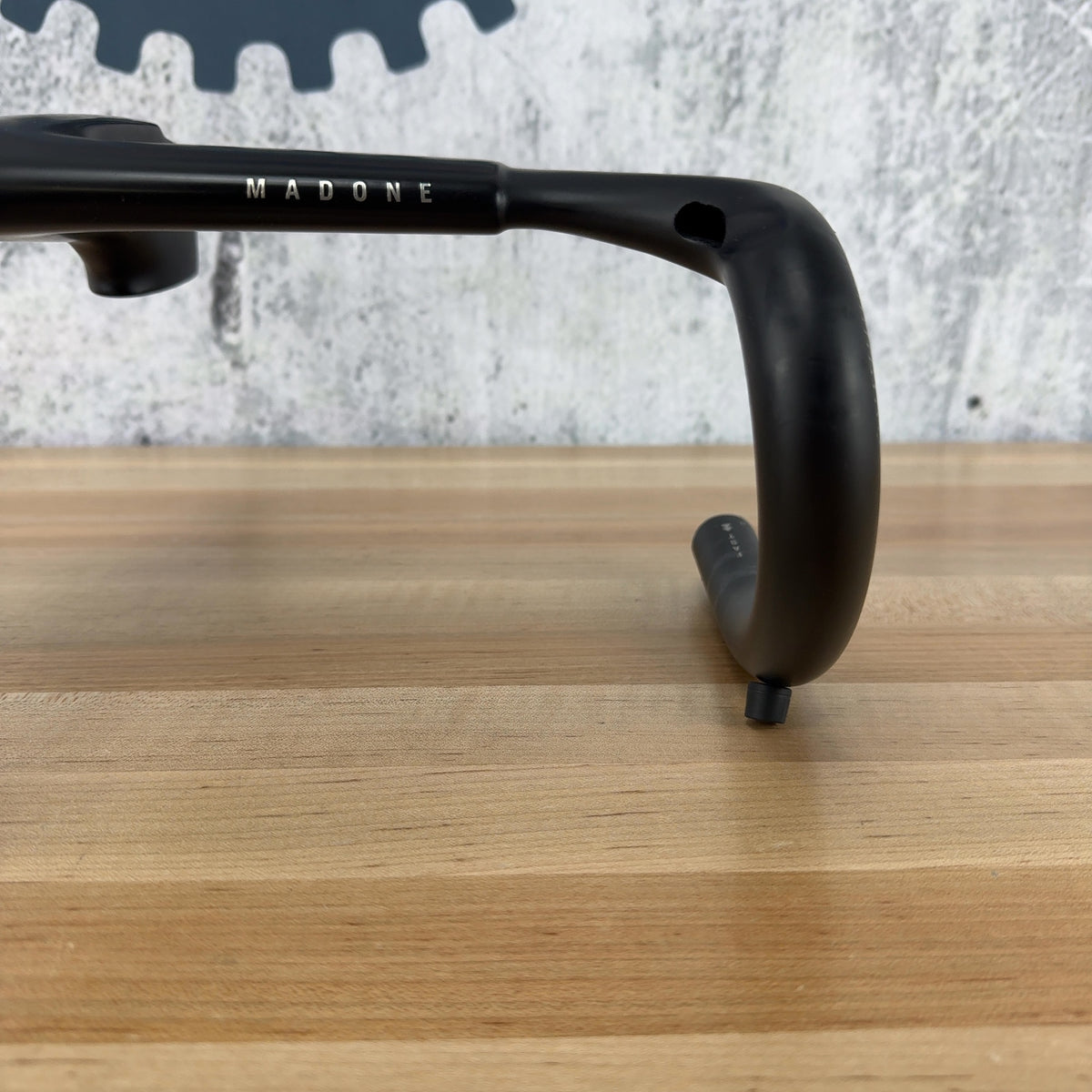 Light Use Bontrager Madone SLR Gen 7 39/42cm x 120mm Carbon Integrated Handlebar
