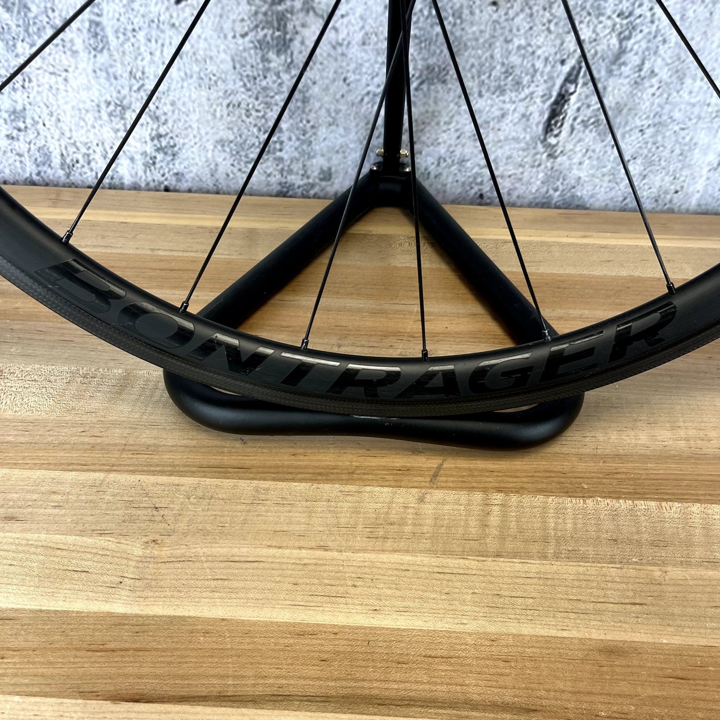 Bontrager Aeolus Pro 3 Carbon Tubeless Rim Brake Wheelset