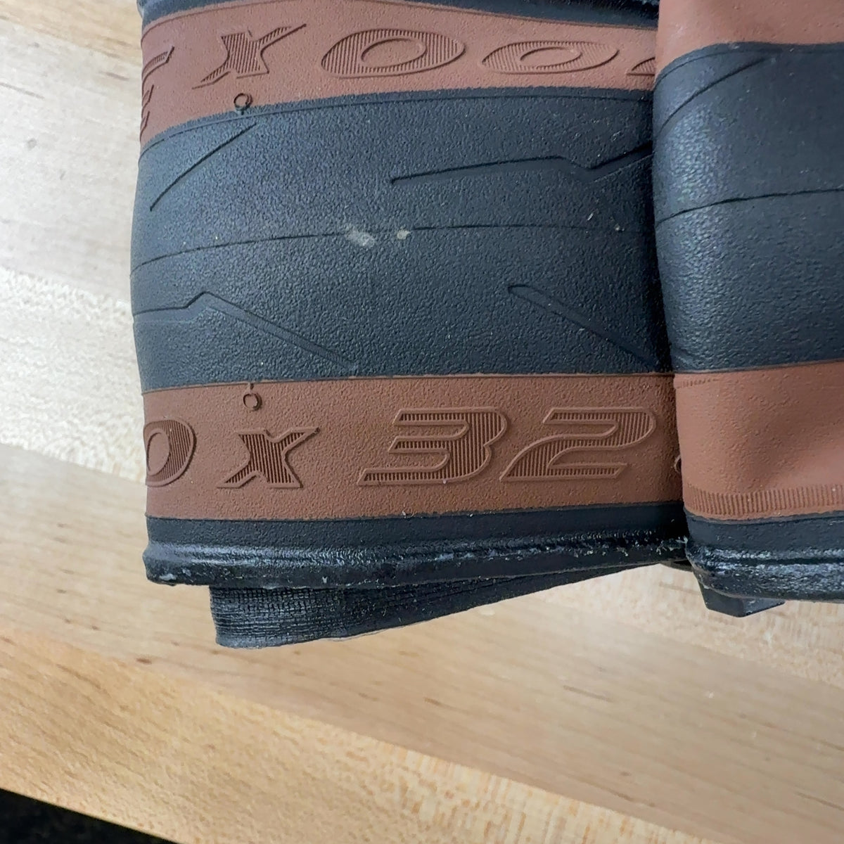 Mint! Pair Pirelli P Zero 700c x 32mm Tanwall Tubeless Road Bike Tires 708g — photo 5 of 5