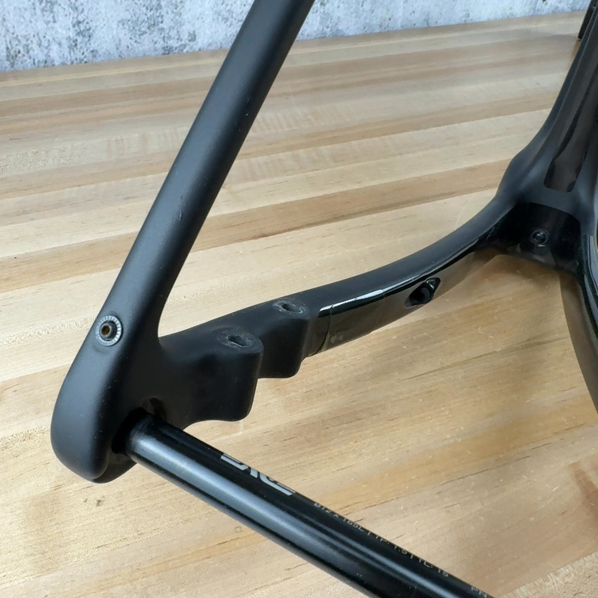 Enve Melee V1 60cm Carbon Disc Brake Matte Black Road Bike Frameset 700c 1890g — photo 6 of 18