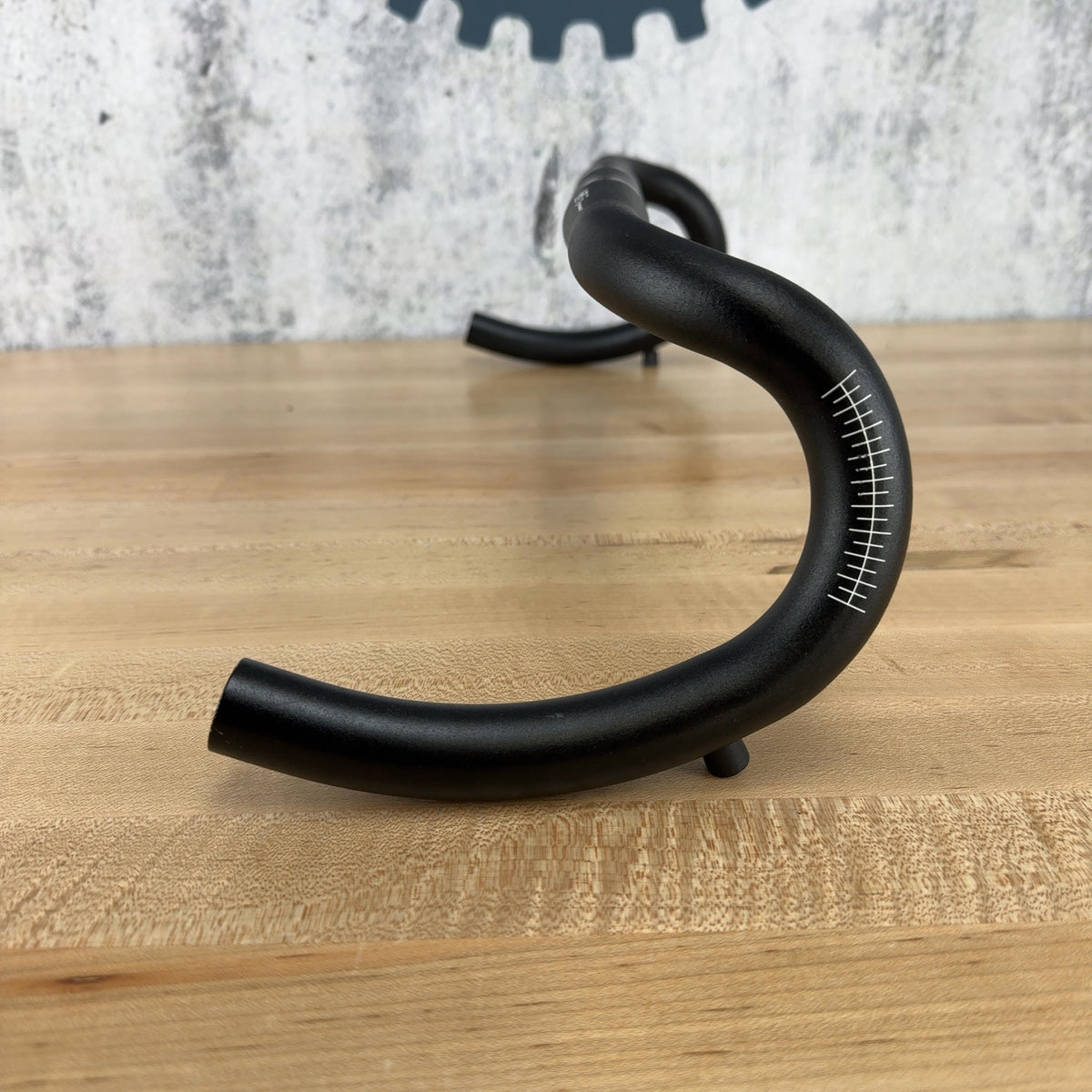 New! Easton EA50 AX 42cm 31.8mm Round Drop Bar Bike Handlebar 319g