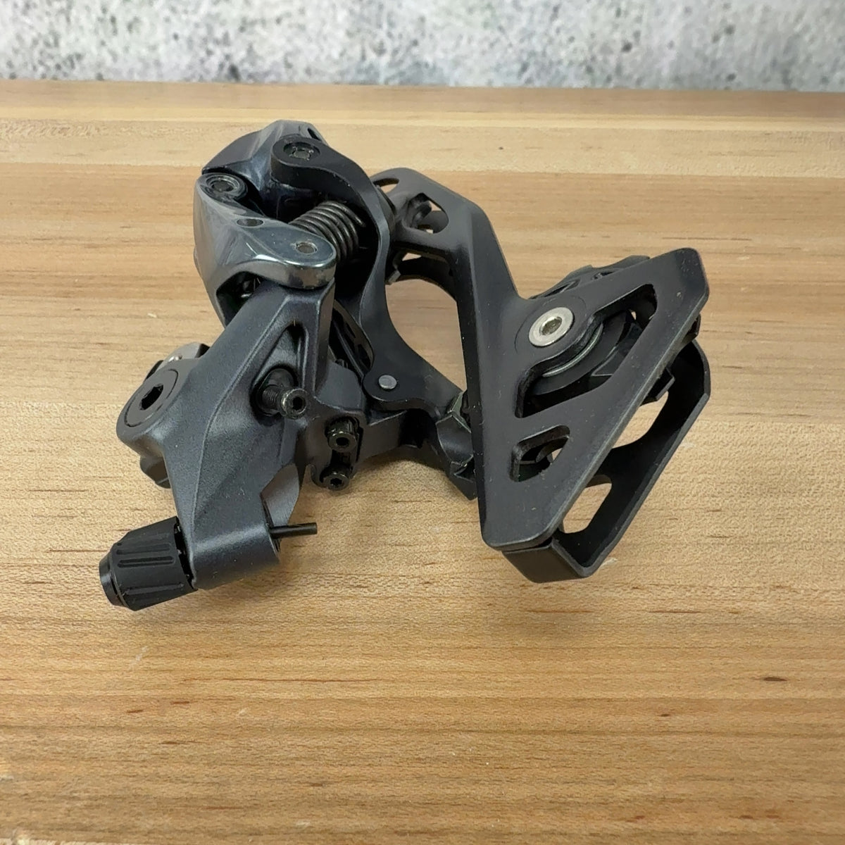 New! Shimano Ultegra RD-R8000-GS 11-Speed Mechanical Rear Bike Derailleur