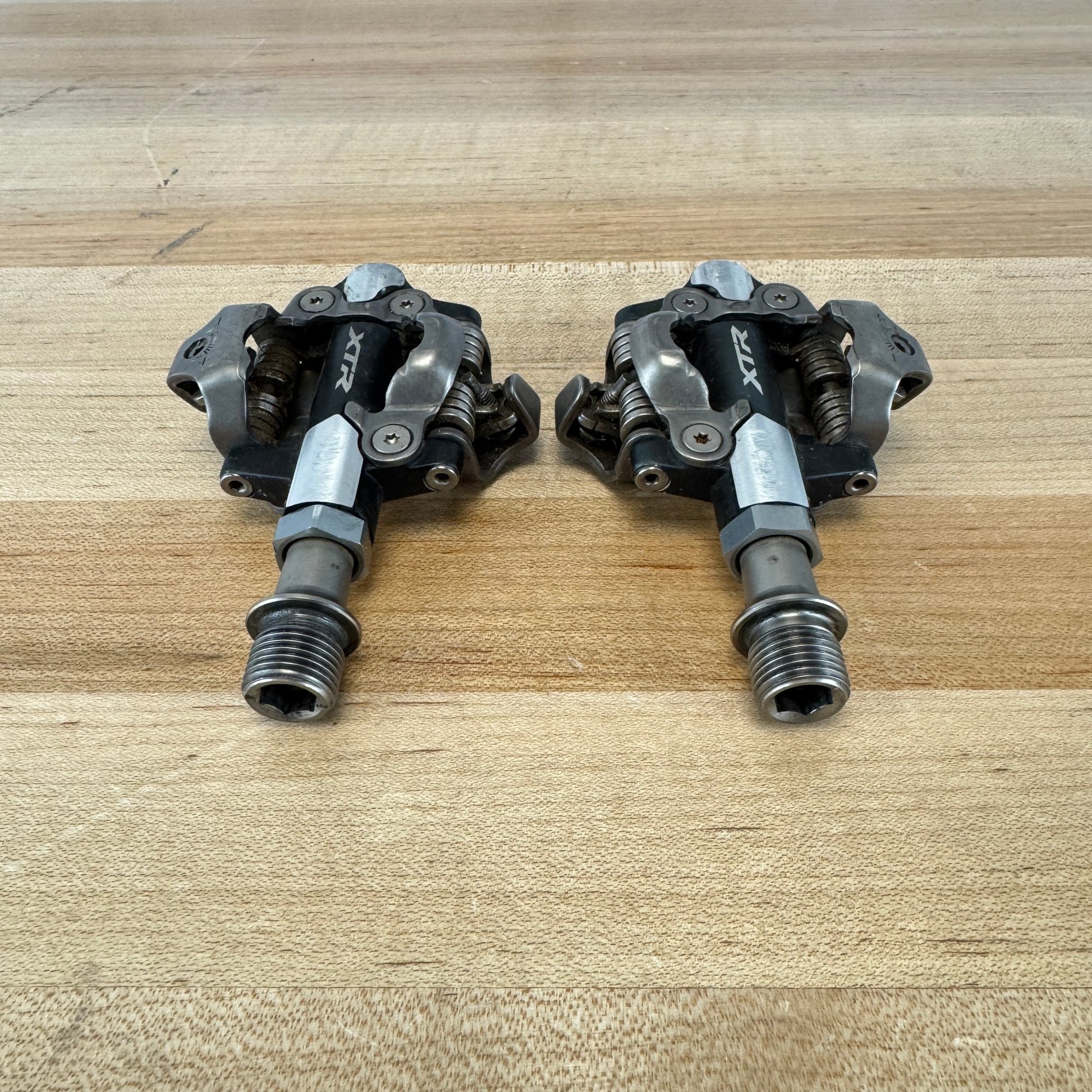 Shimano XTR PD-M9100 Standard Axle 2-Bolt Alloy MTB/Gravel Bike Pedals 311g