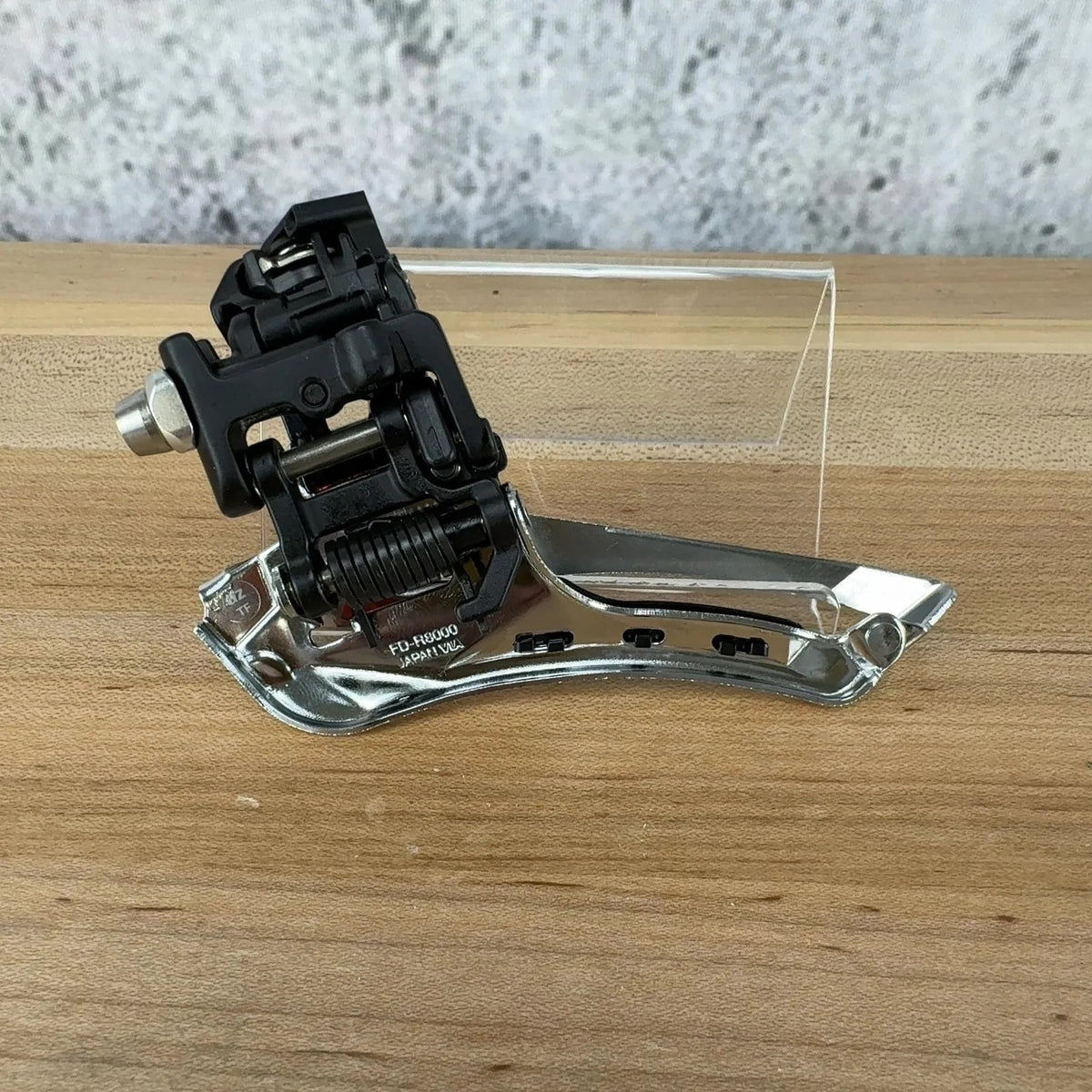 Light Use! Shimano Ultegra FD-R8000 11-Speed Mechanical Front Bike Derailleur