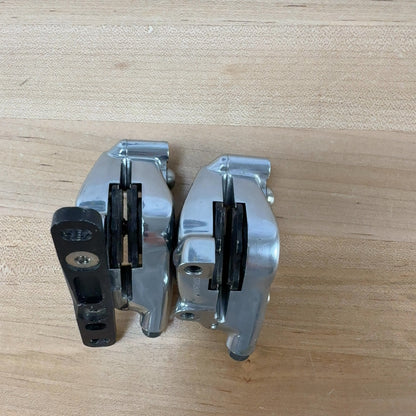SRAM Red AXS D1 Silver Hydraulic Disc Brake Calipers 242g w/ Adapter & Pads