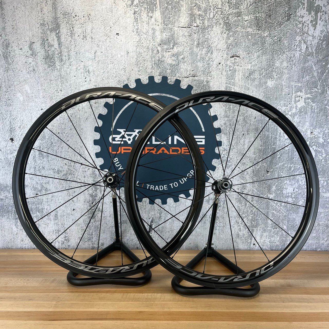 New! Shimano Dura-Ace WH-R9100 Tubular C40 Carbon Wheelset MSRP $2400