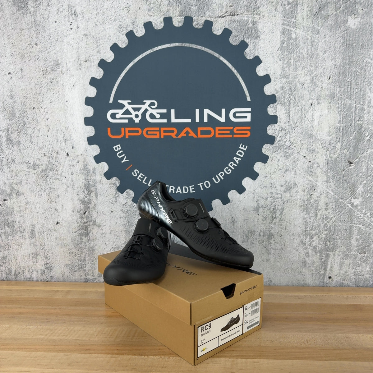 New! Shimano S-Phyre SH-RC903 44.5 EU Black Carbon Clipless Bike Shoes MSRP $450 — photo 1 of 6