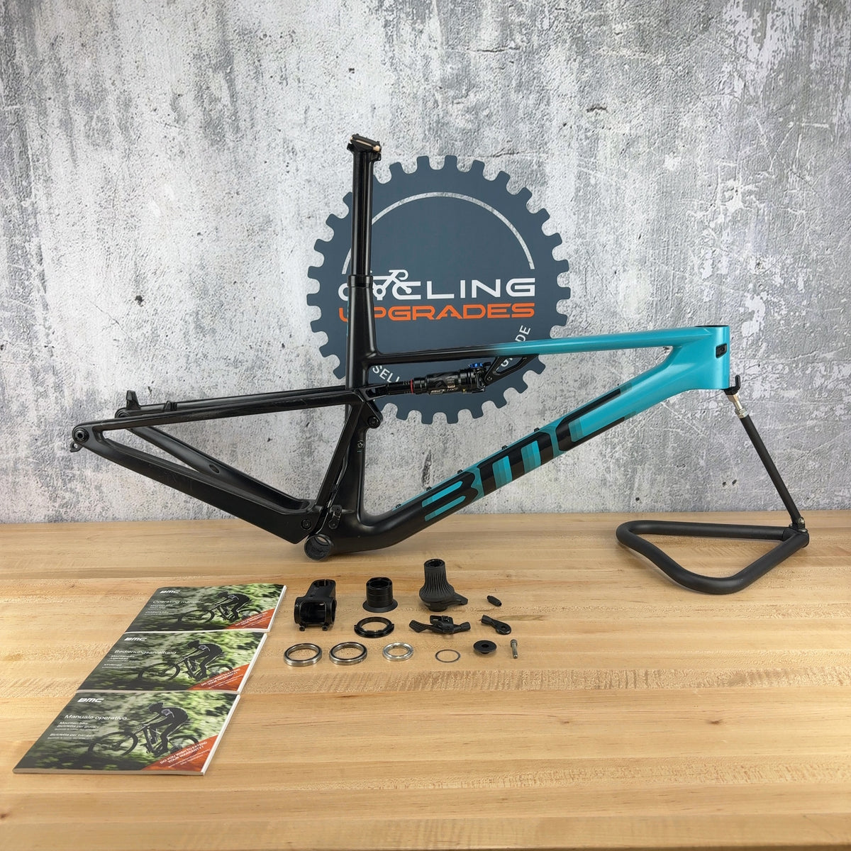 BMC 2023 Fourstroke 01 Large MTB UDH Carbon Frameset — photo 1 of 24