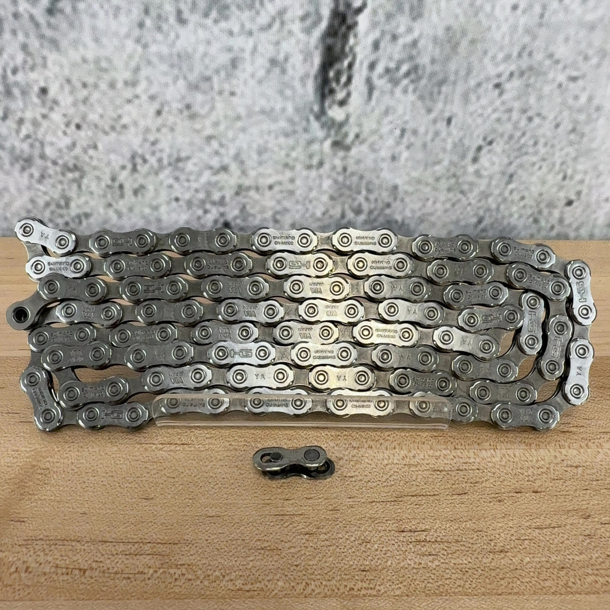 New Take Off! Shimano Ultegra XT CN-M8100 111 Links Bike Chain 249g — photo 1 of 4