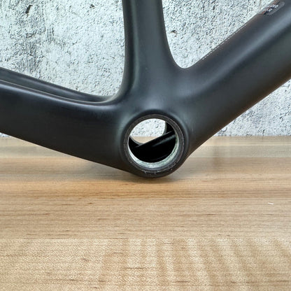 Low Mile! 2022 Specialized Tarmac SL7 58cm Carbon Disc Frameset 700c 1858g