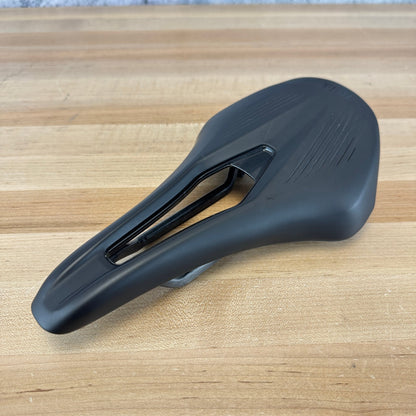 Low Mile! Fizik Argo Vento R1 7x9mm Oval Saddle Rails 150mm Bike Saddle 195g