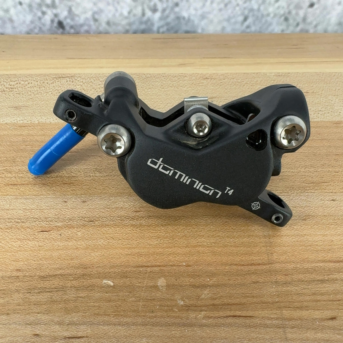 Light Use! Hayes Domion T4 Mountain Bike Disc Brake Calipers 125g+ — photo 1 of 4