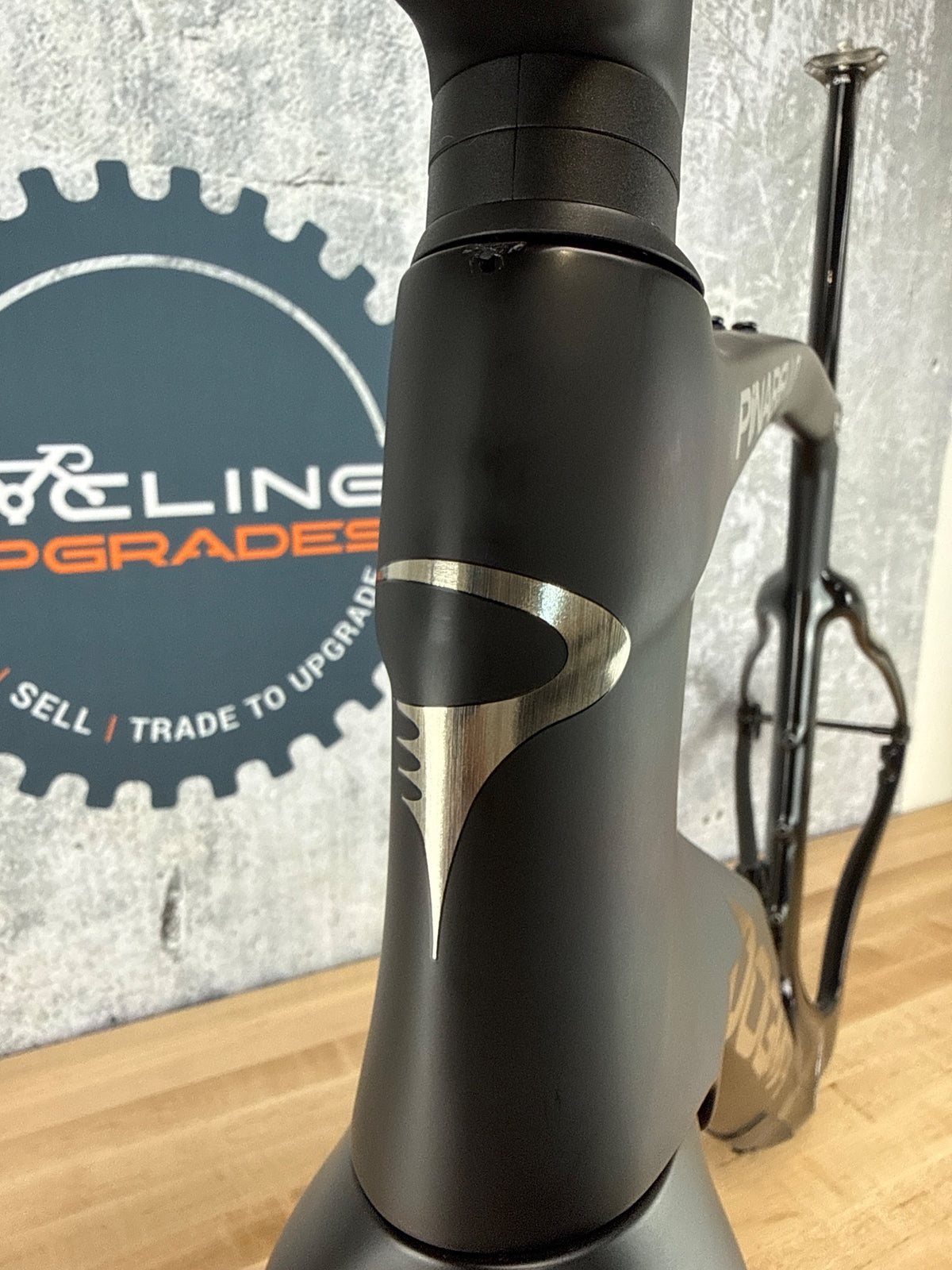 Light Use! 2026 Pinarello Dogma GR 530 Gravel Black on Black Carbon Frameset
