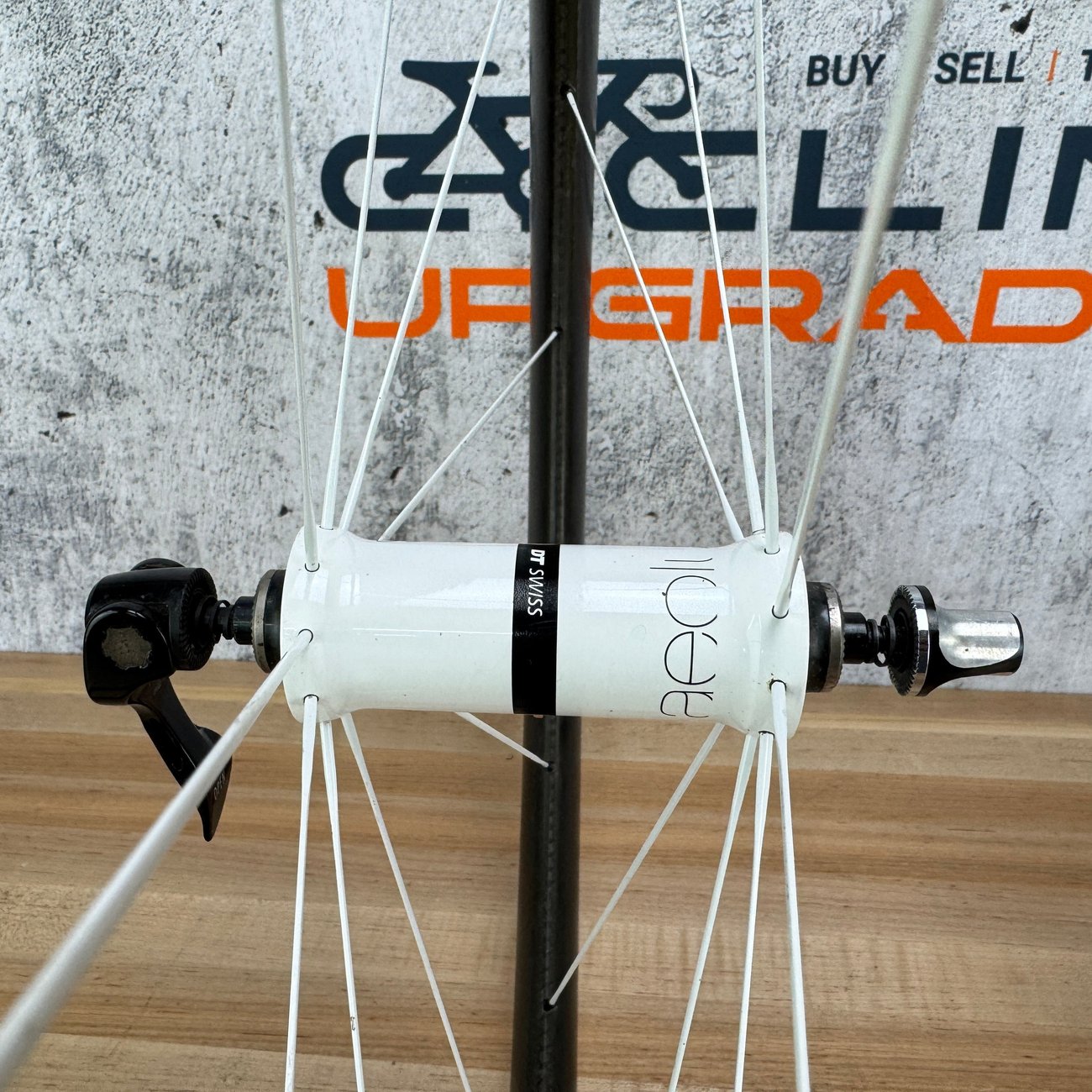 Bontrager Aeolus 5 Carbon Clincher Wheelset 700c Rim Brake 1633g
