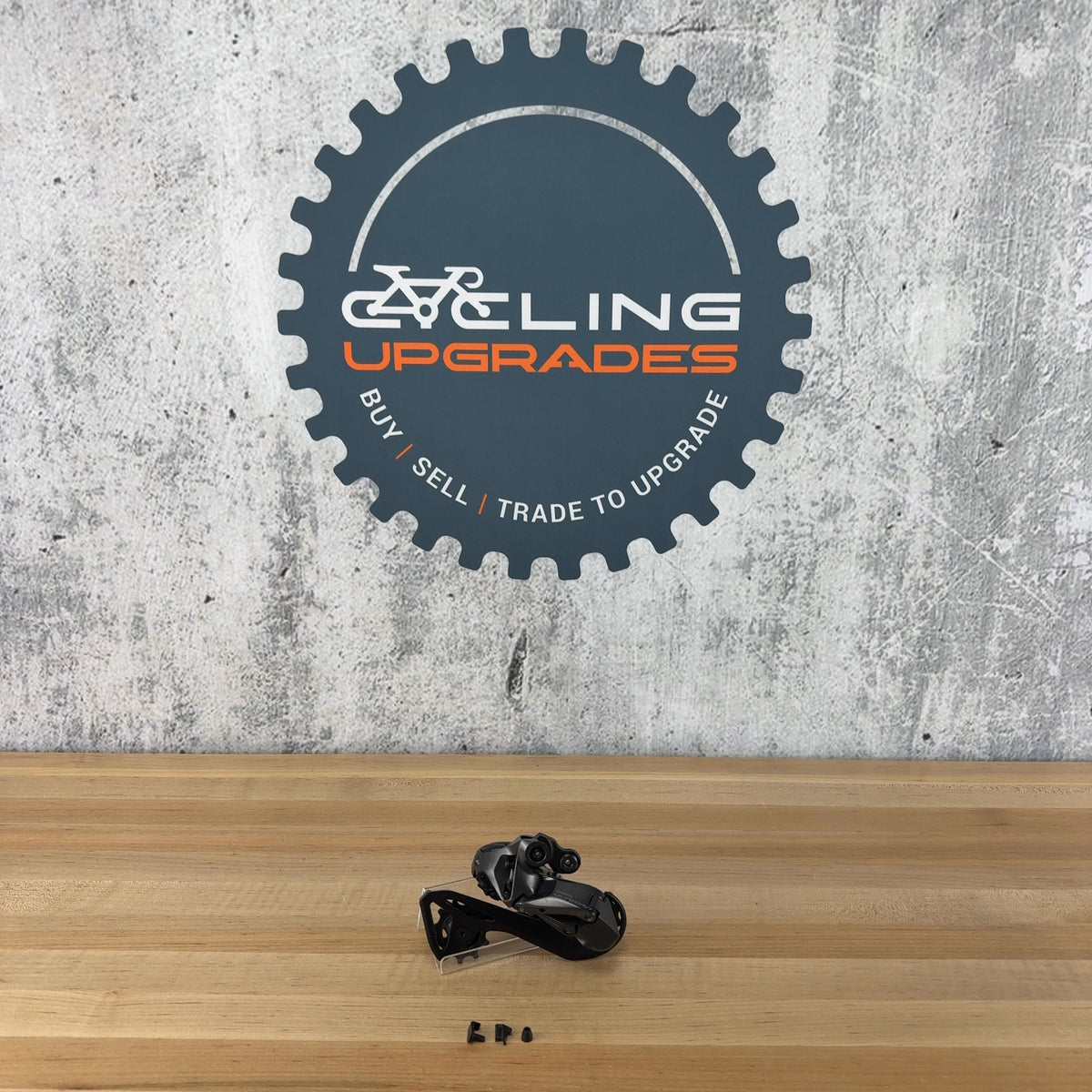 Light Use! Shimano Ultegra RD-R8150 Di2 12-Speed Electronic Rear Derailleur 261g