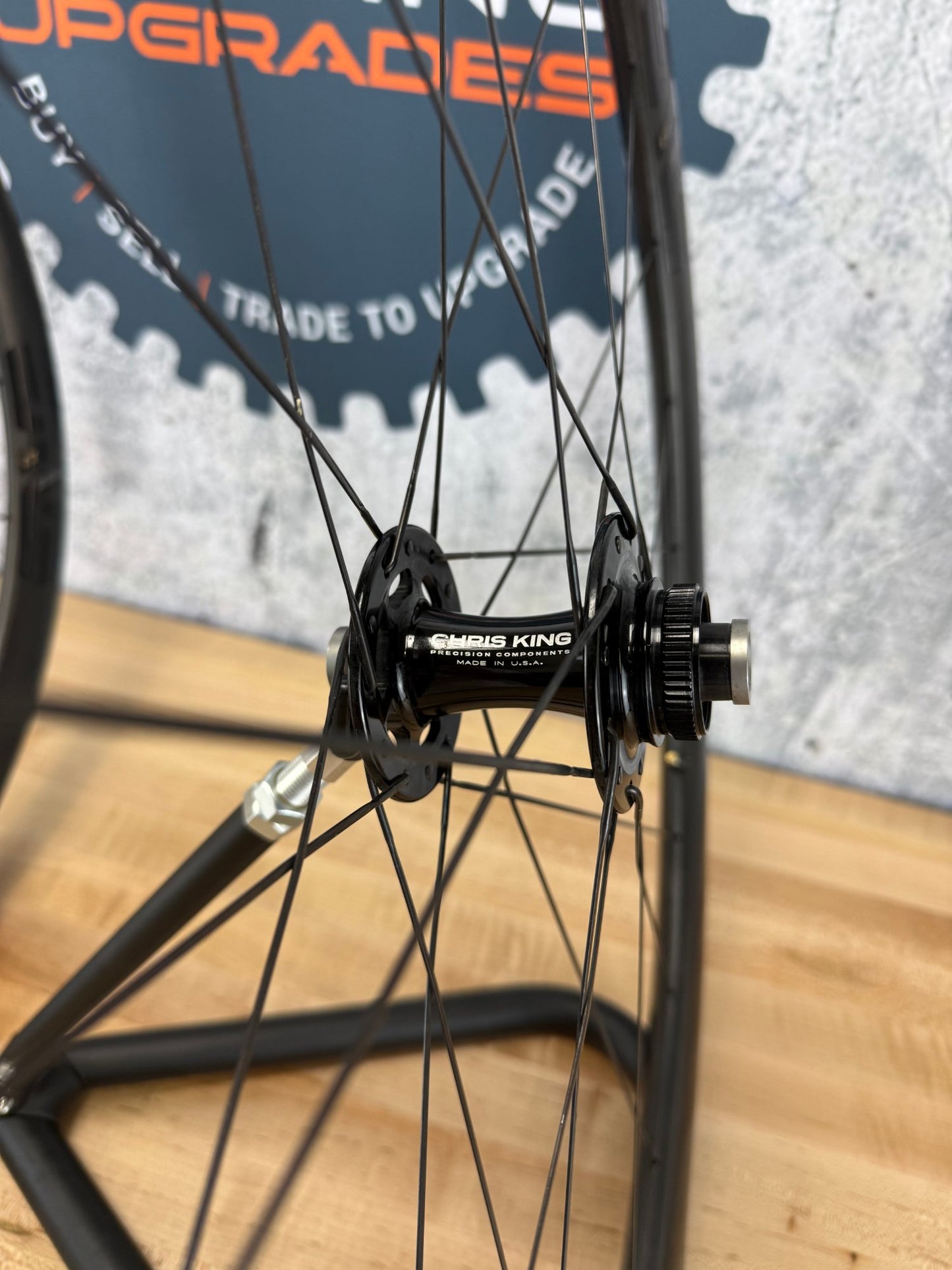 Light Use! Enve SES 2.3 Chris King R45D Carbon Wheelset