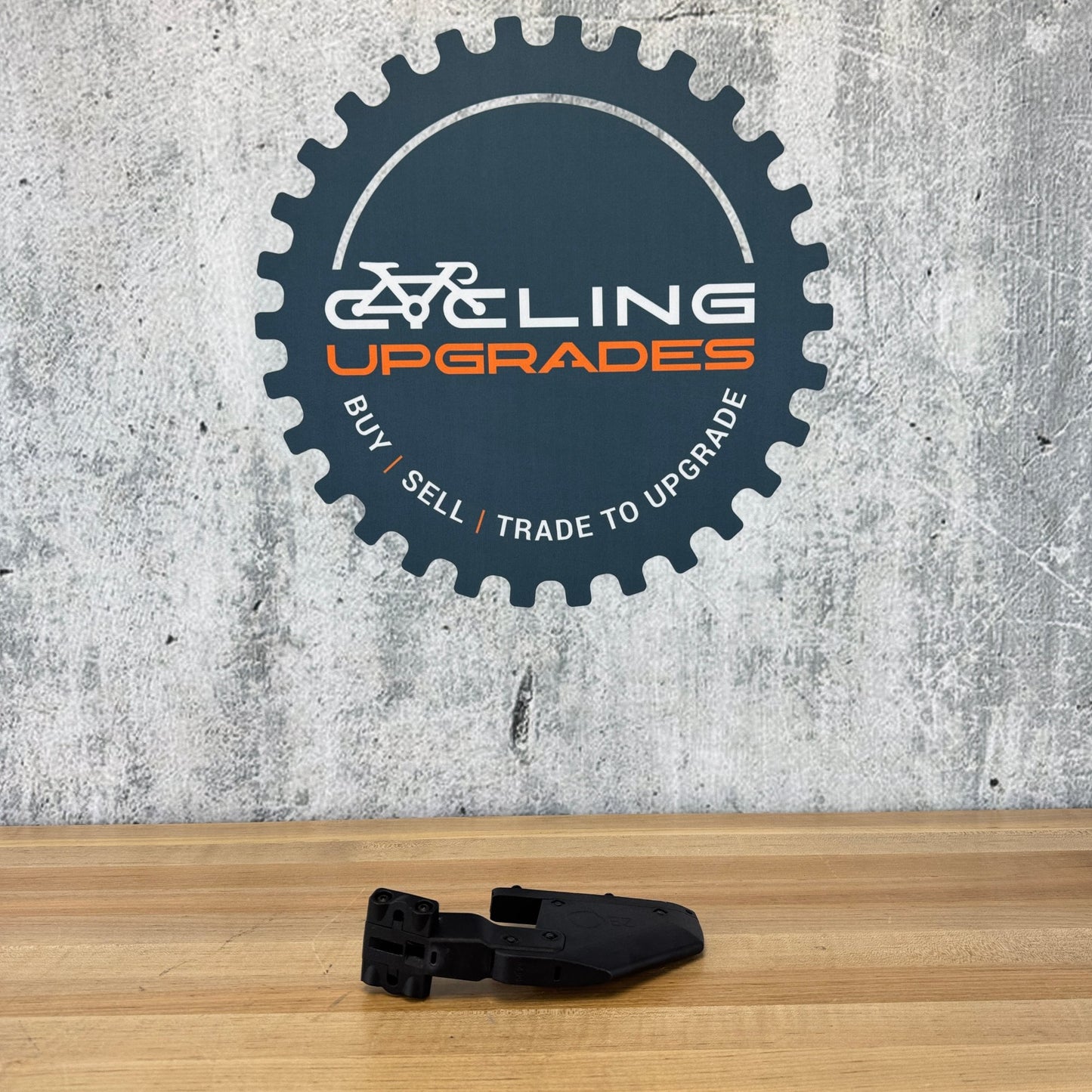 Low Mile! EZ Hydro Gains Universal Rail Mount Single Bottle Aero Saddle Mount