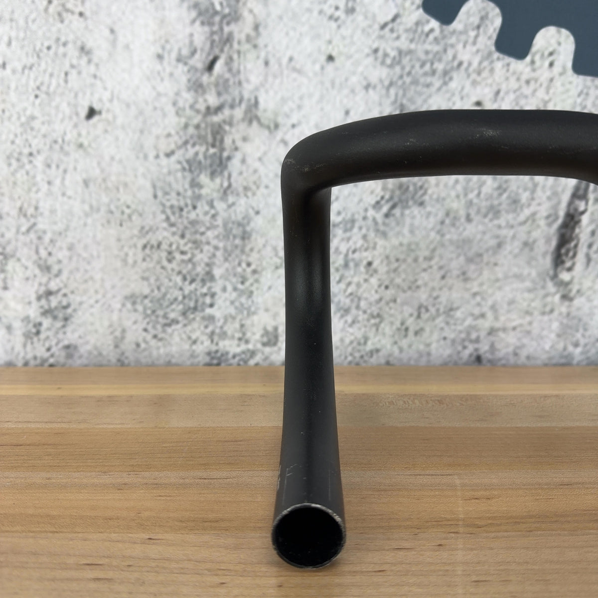 Light Use! Specialized Hover Expert 38cm 31.8mm Round Drop Bar Handlebar 268g