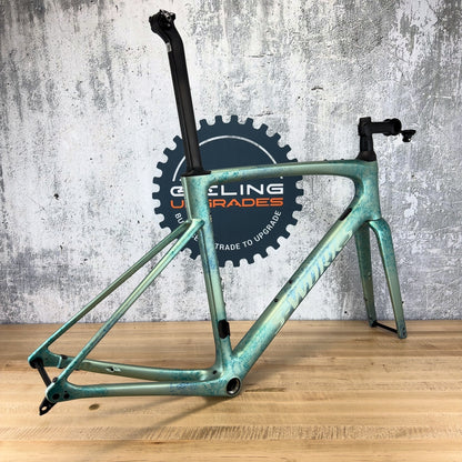 Low Mile! 2024 Specialized 2025 S-Works Roubaix SL8 58cm Carbon Disc Brake Future Shock 3.3 Satin Metallic White Sage Frameset