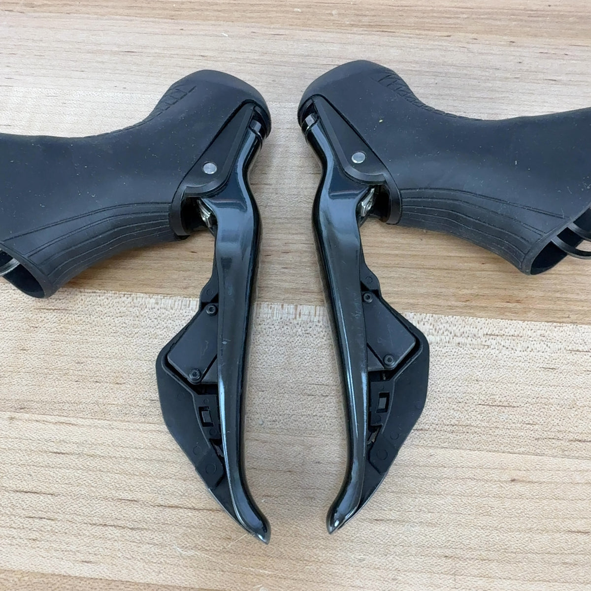 Low Mile! Shimano Dura-Ace R9150/R9170 Di2 11-Speed Disc Brake Groupset 1240g