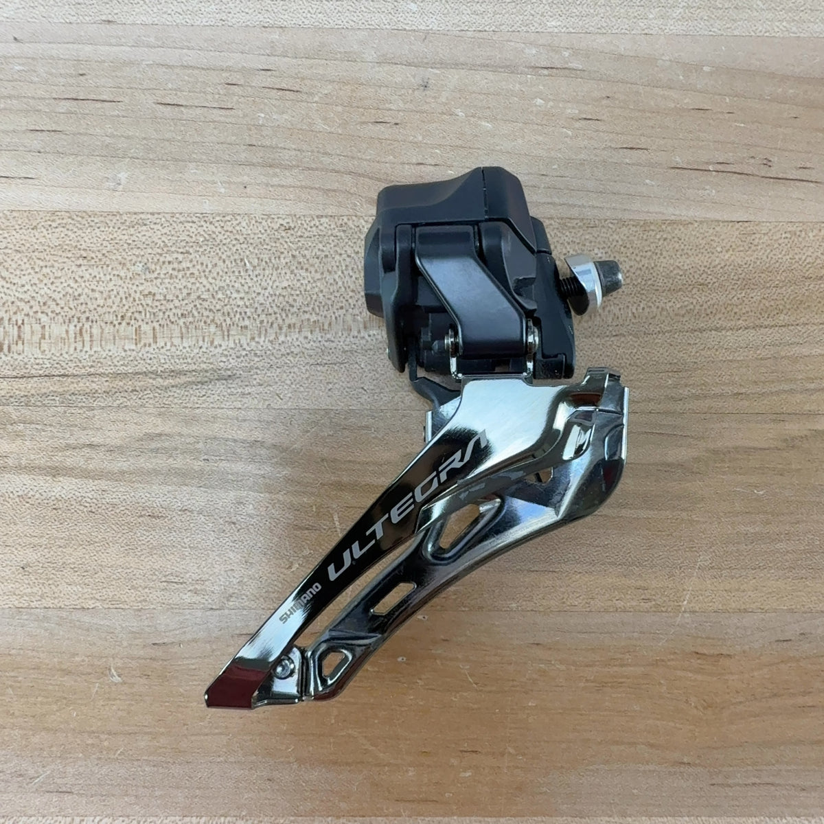 Light Use! Shimano Ultegra FD-R8150 Di2 12-Speed Electronic Front Derailleur