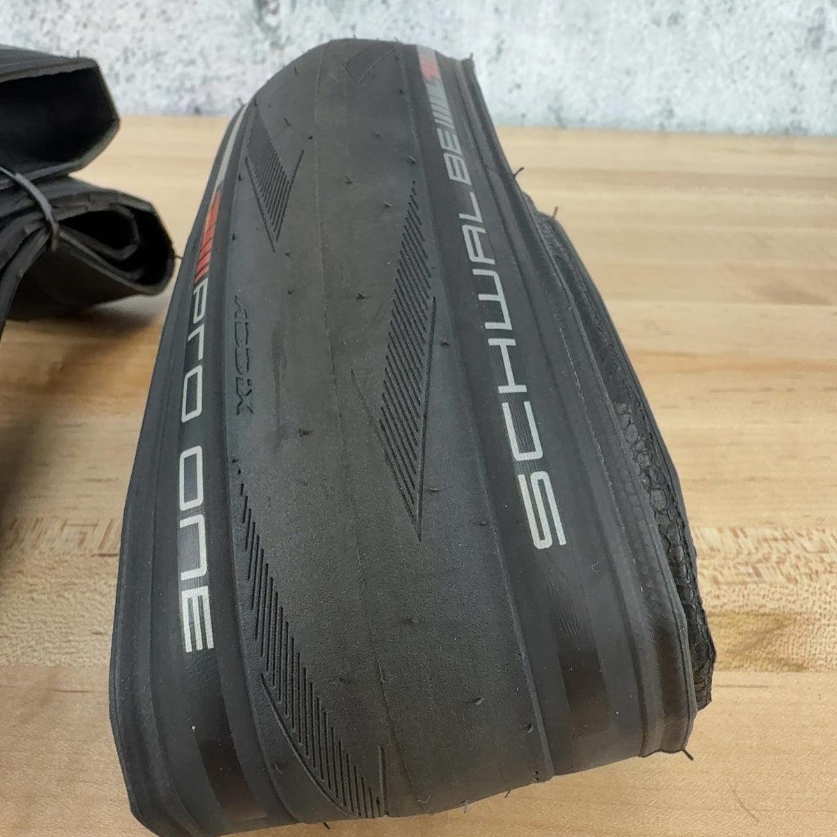 New Take Off! Pair Schwalbe Pro One 700c x 32mm Road Bike Tires MSRP $150
