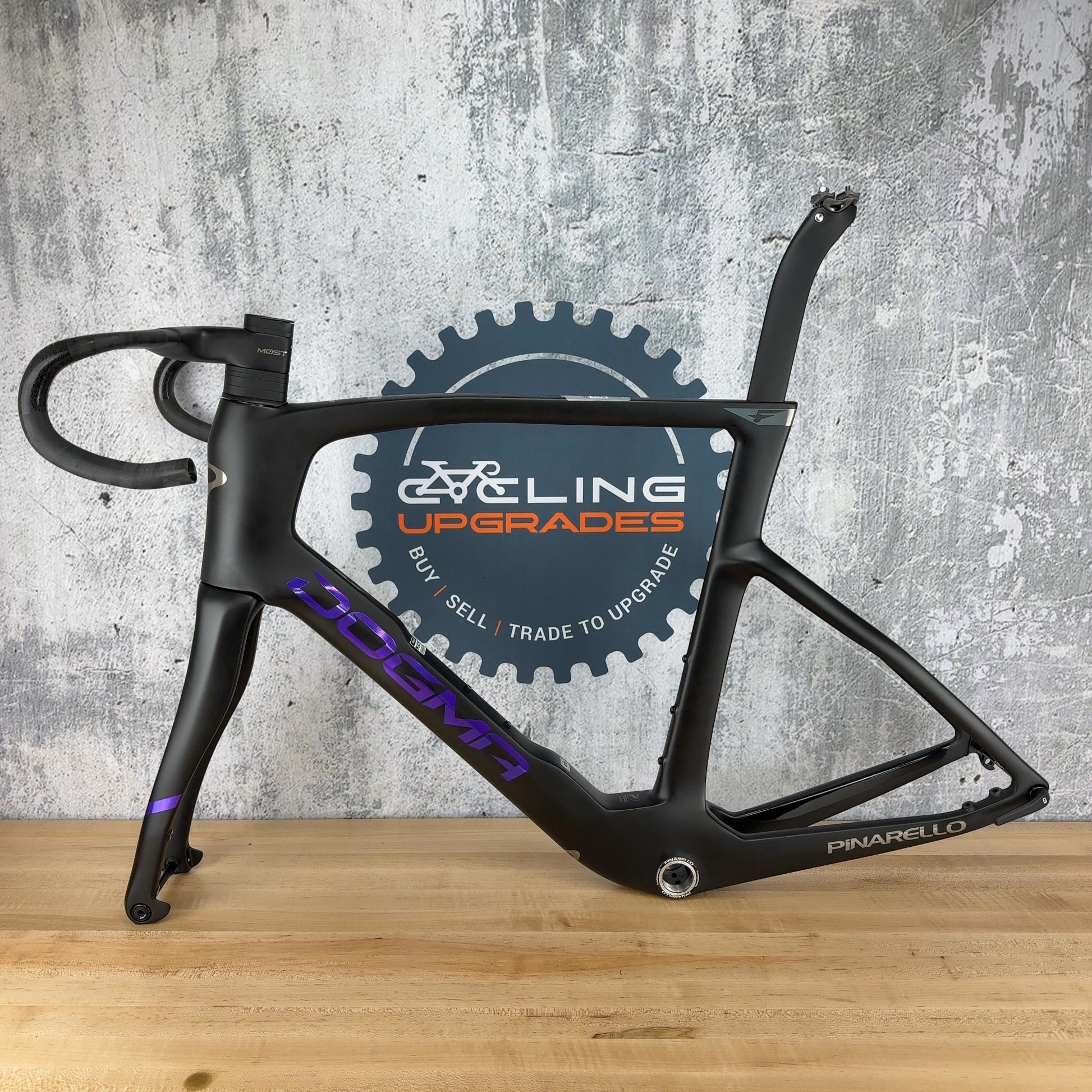 2026 Pinarello Dogma F 595 Tissot Limited Edition Carbon Bike Frameset 2127g