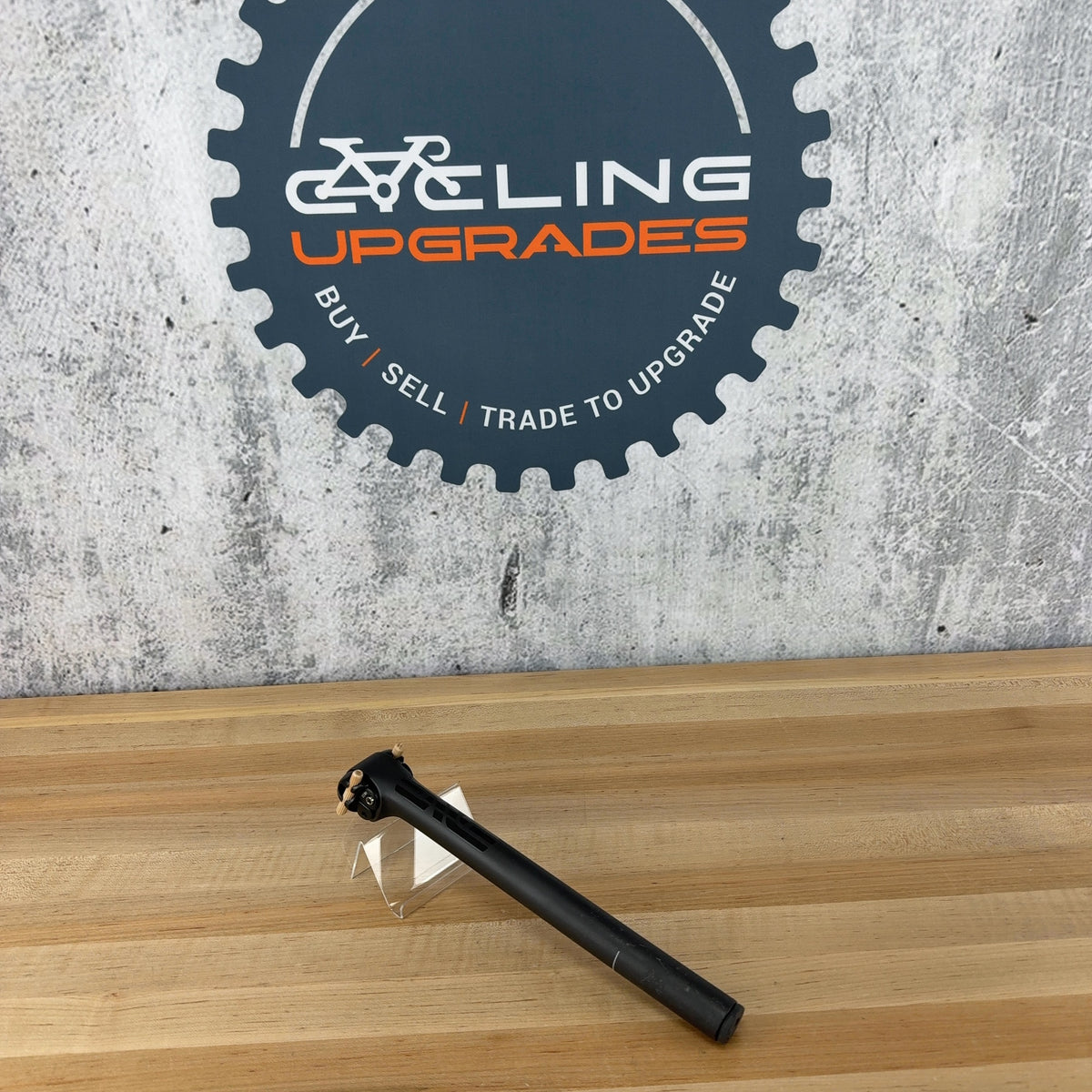 Light Use! Enve Twin-Bolt Seatpost 27.2mm 0mm Offset 300mm Carbon Seatpost — photo 2 of 7