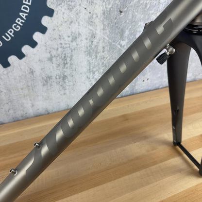 New! 2026 Mosaic GT-2 45 52cm Titanium Gravel Bike Frameset Enve Cane Creek 700c