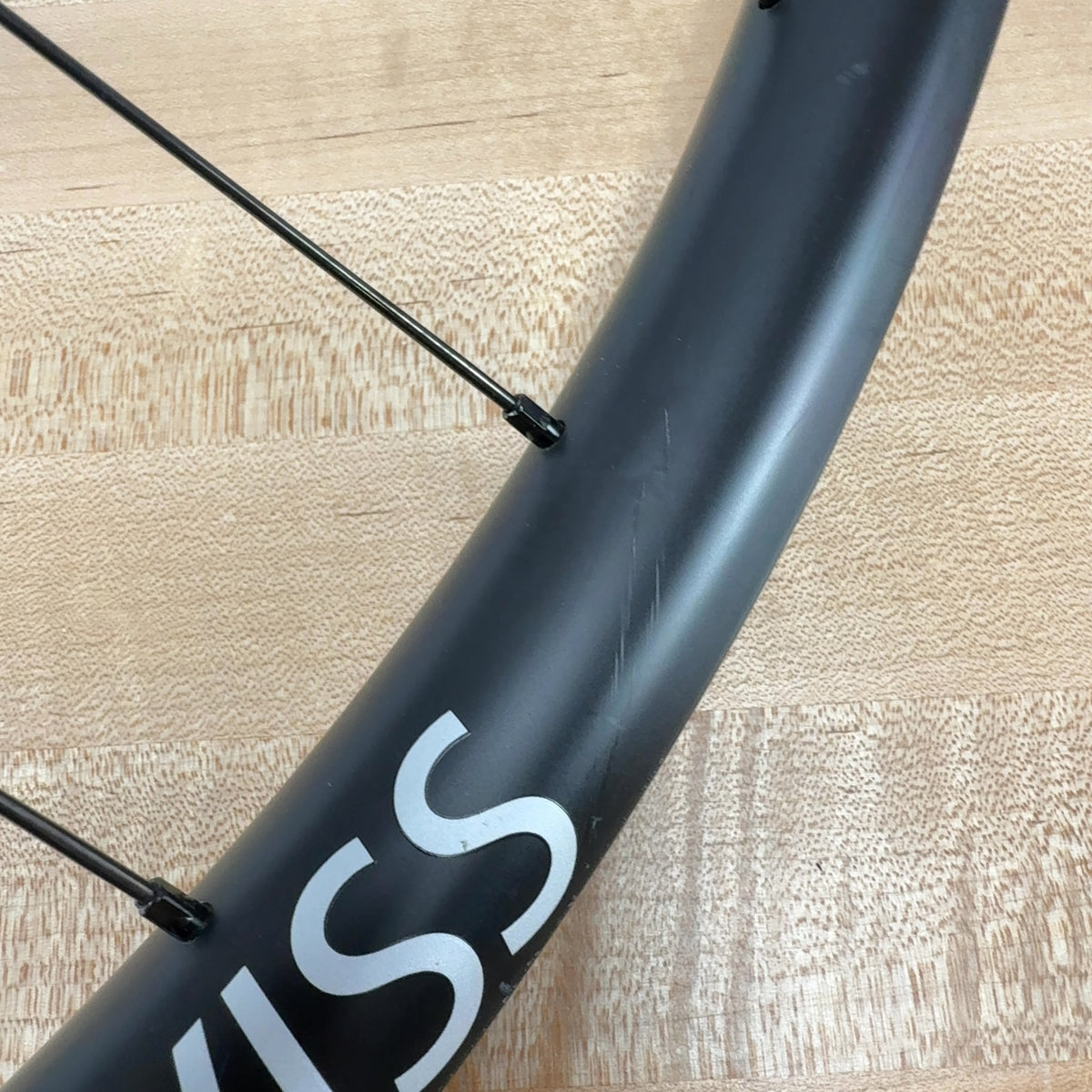 Low Mile! DT Swiss XRC 1501 Spline One MTB Carbon 29" Boost DT 240 Hubs Wheelset — photo 9 of 17