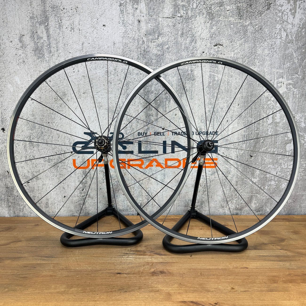 Campagnolo Neutron Asymetric Alloy Clincher Road Bike Wheelset