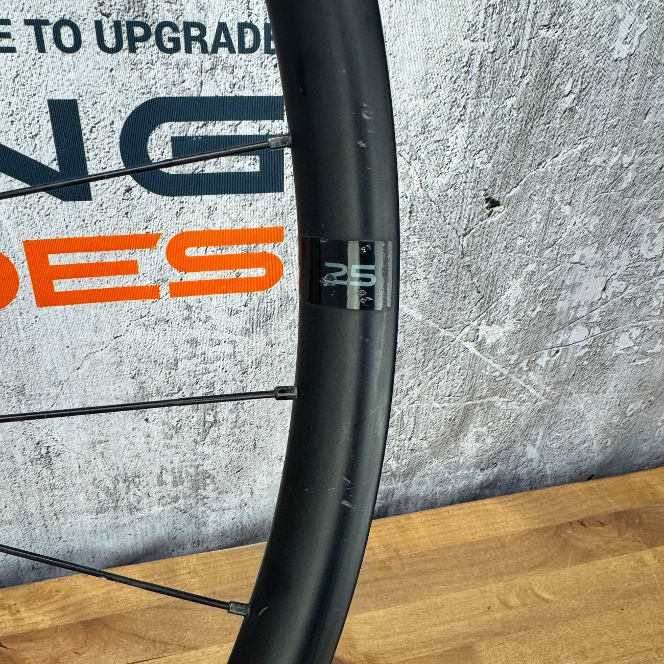 Cannondale Hollowgram 25 Lefty Carbon Tubeless Disc Front Wheel 700c 756g