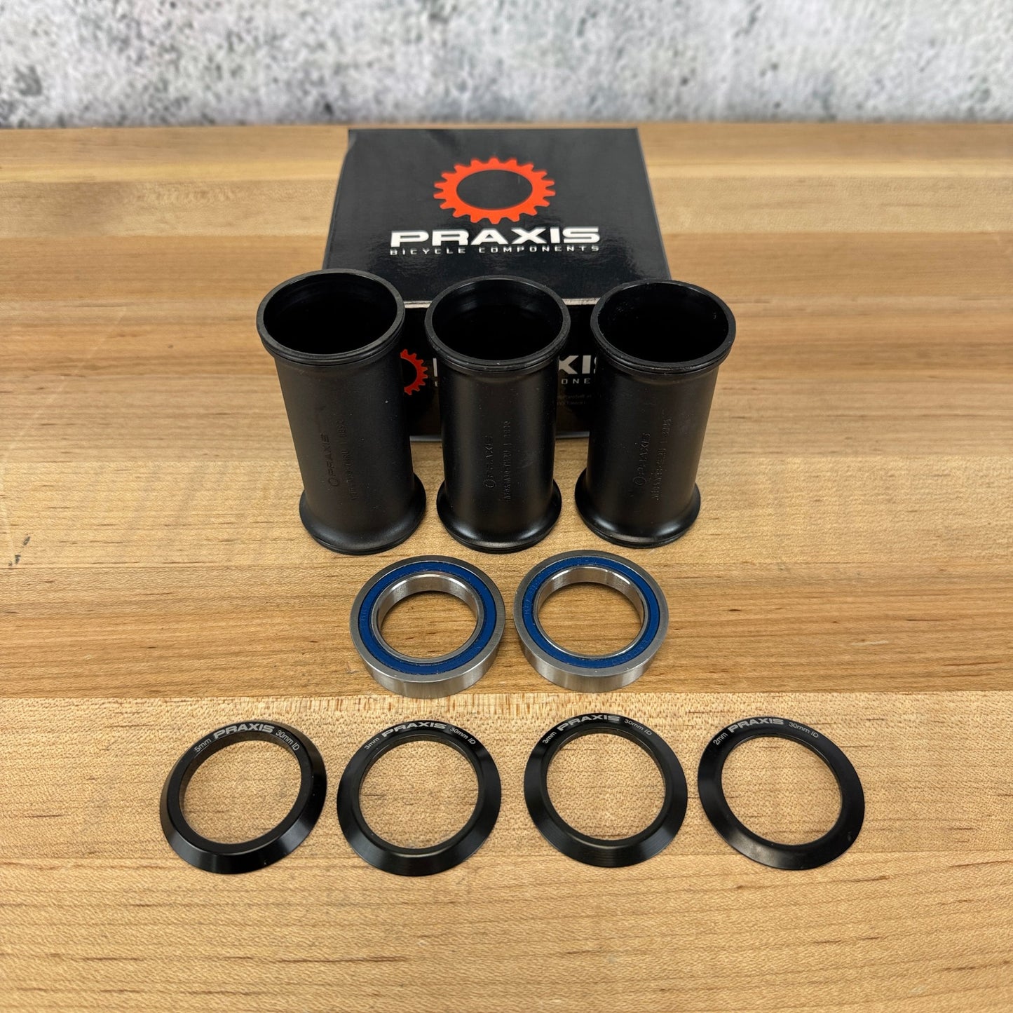 New! Praxis M30 BB86 ROAD BB90/92 MTN BB Sleeve Steel Bottom Bracket MSRP $60