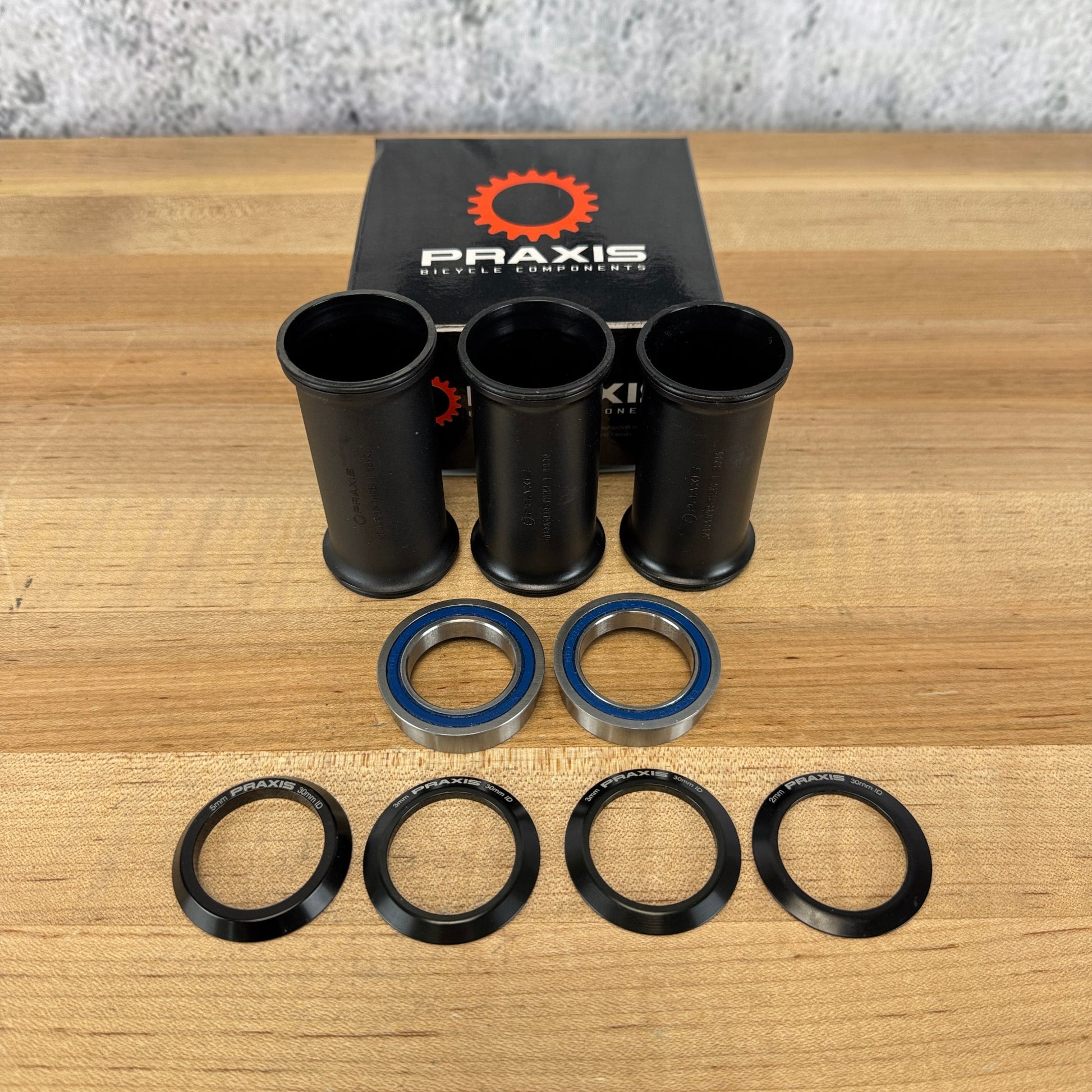 New! Praxis M30 BB86 ROAD BB90/92 MTN BB Sleeve Steel Bottom Bracket MSRP $60