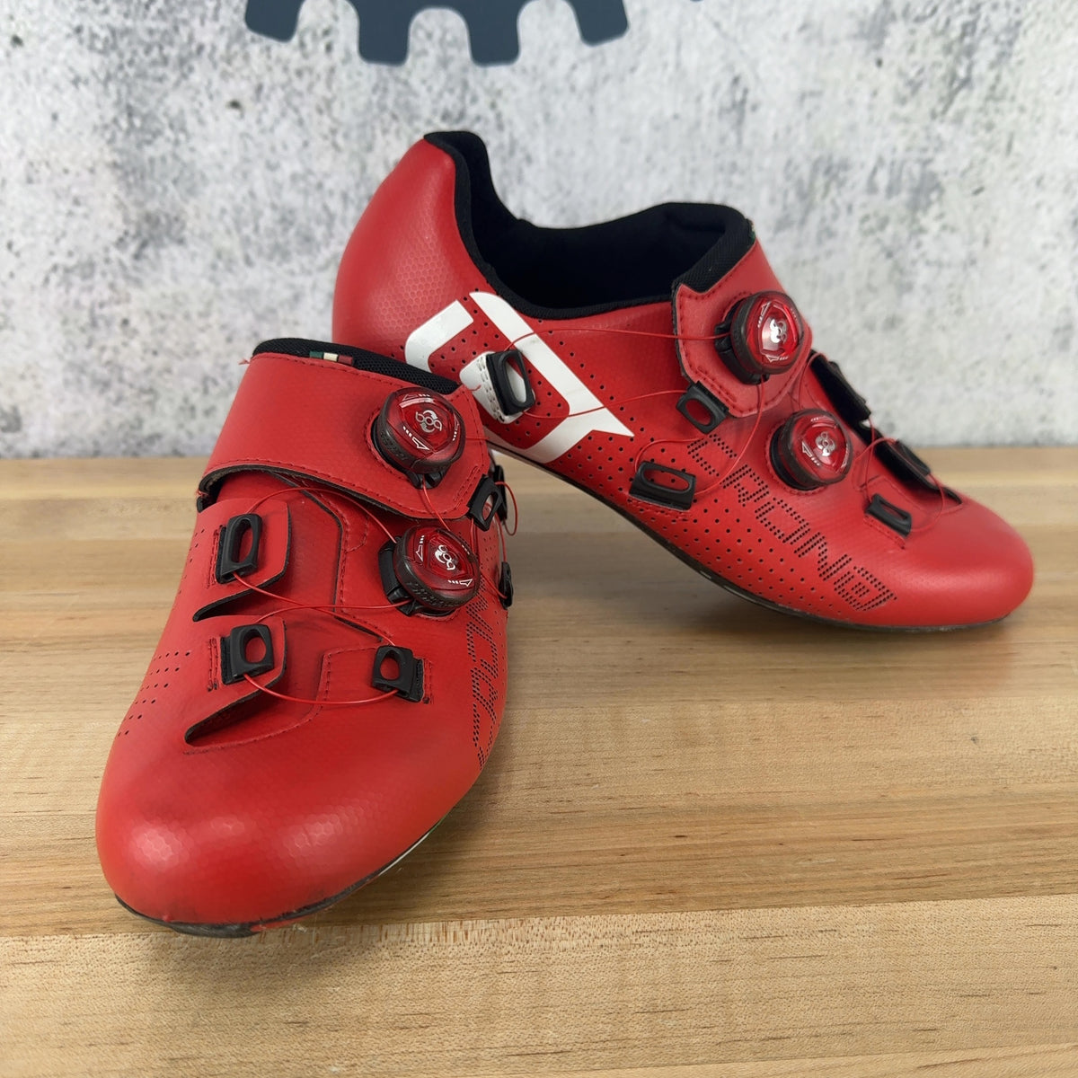 Crono CR1 Boa EU 43.5 Men's 3 Bolt Red Cycling Shoes MSRP $354 — photo 1 of 10