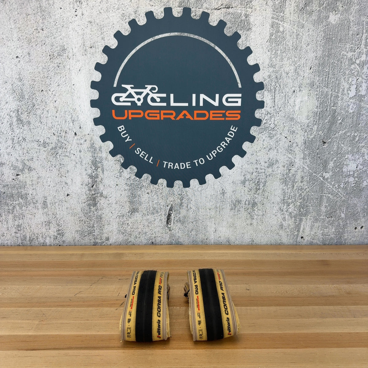 Low Mile! Vittoria Corsa Pro 700c x 32mm Tanwall Tubeless TLR Pair Bike Tires — photo 2 of 5