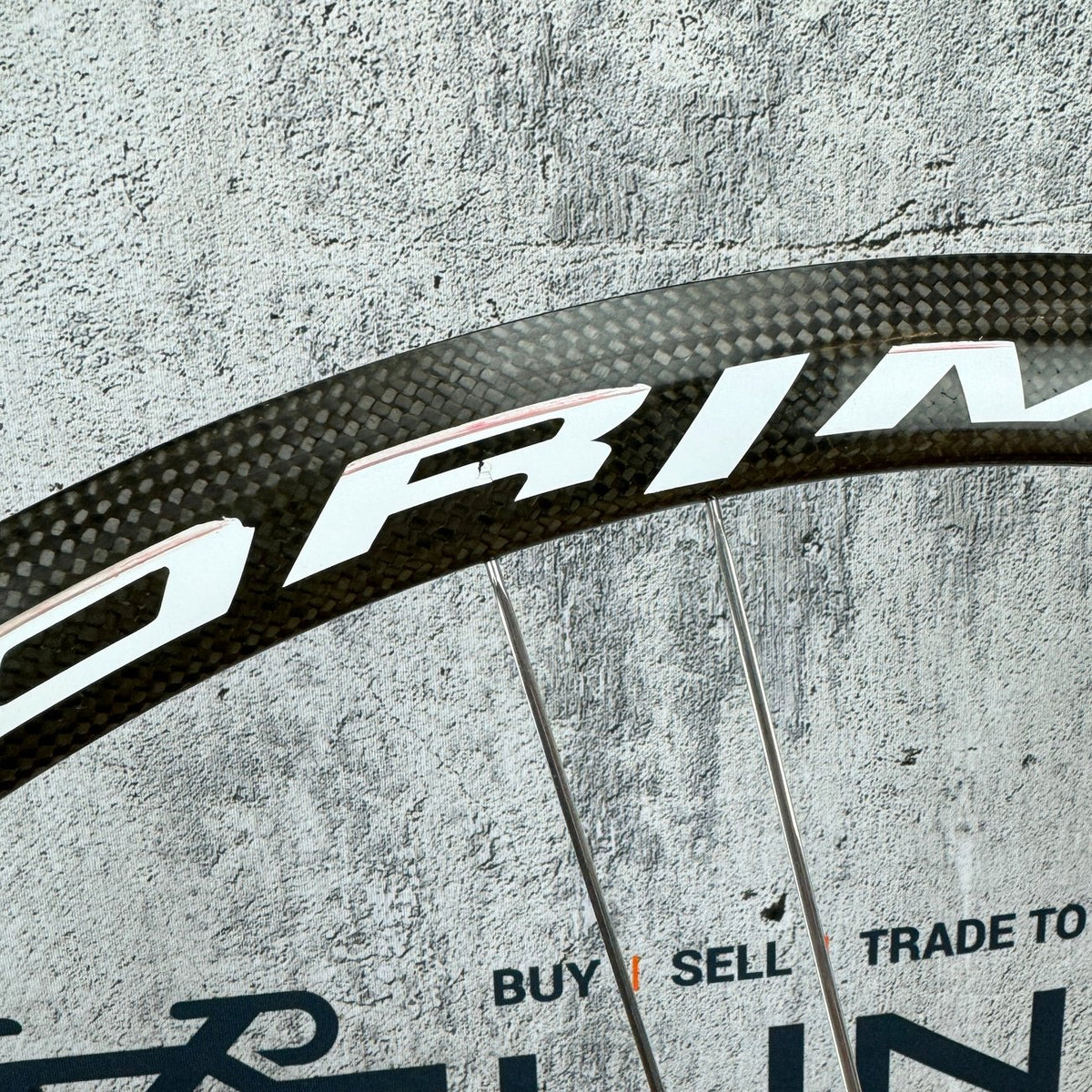 Corima Viva S 34mm Carbon Tubular Rim Brake 11-Speed Bike Wheelset 700c 1235g — photo 10 of 11