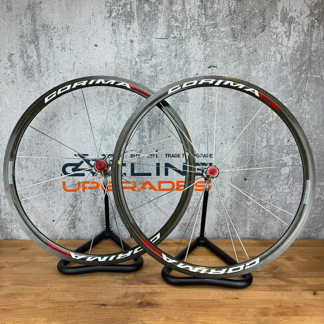Corima Viva S 34mm Carbon Tubular Rim Brake 11-Speed Bike Wheelset 700c 1235g