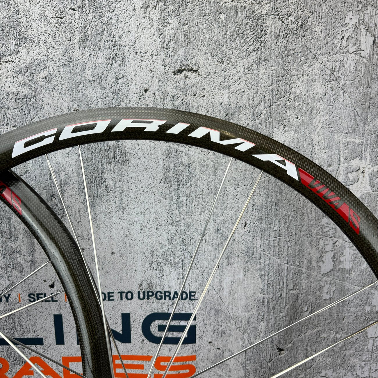Corima Viva S 34mm Carbon Tubular Rim Brake 11-Speed Bike Wheelset 700c 1235g