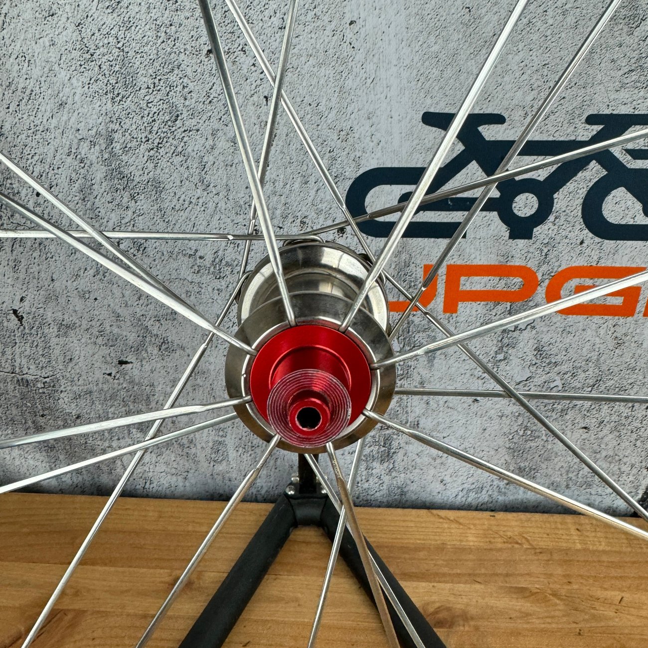 Corima Viva S 34mm Carbon Tubular Rim Brake 11-Speed Bike Wheelset 700c 1235g
