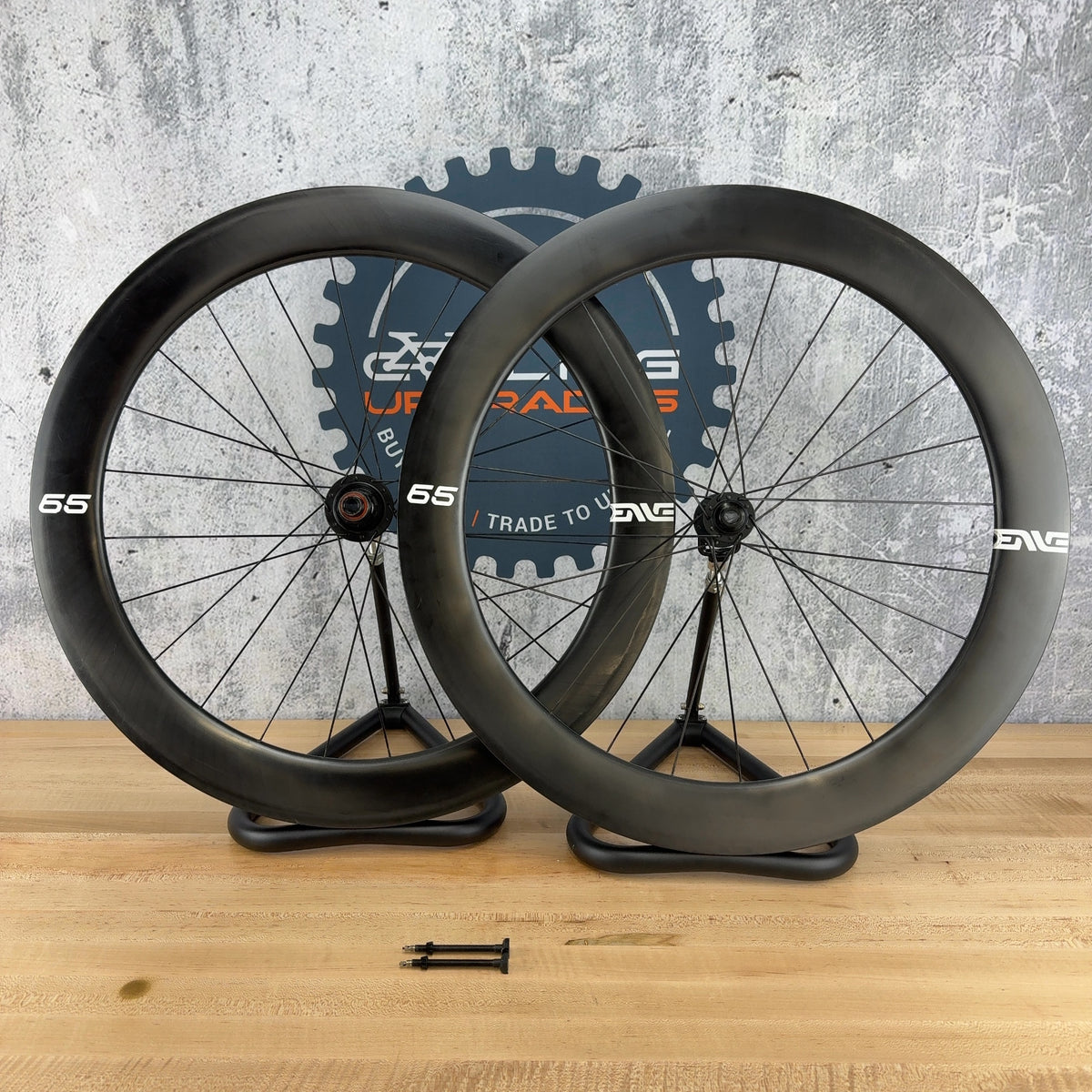 Low Mile! Enve Foundation 65 Carbon Tubeless Disc Brake Bike Wheelset 700c 1669g — photo 1 of 10